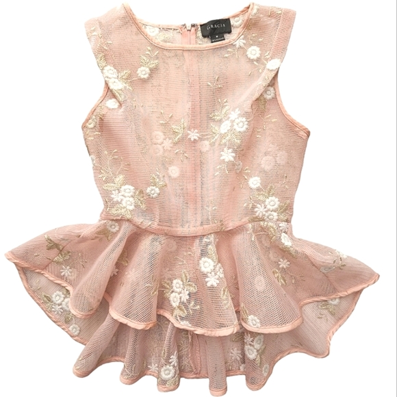 Nwot Gracia Soft Pink/White Mesh Sleeveless Peplum  Embroidered Floral Top - Picture 1 of 14